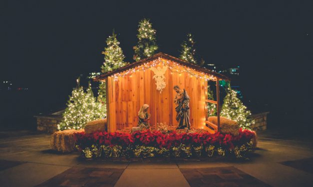 Γιατί γιορτάζουμε τα Χριστούγεννα στις 25 Δεκεμβρίου – Πώς καθιερώθηκε η ημερομηνία