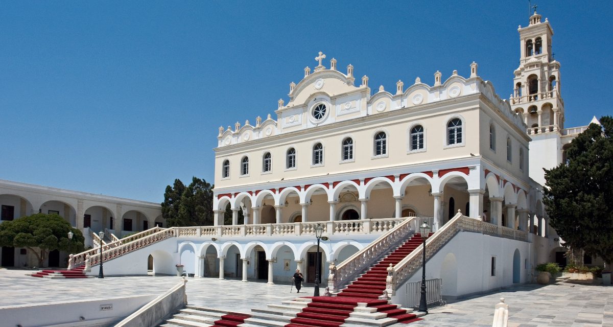 Σαν σήμερα 30 Ιανουαρίου: Βρέθηκε η θαυματουργή εικόνα της Παναγίας της Τήνου