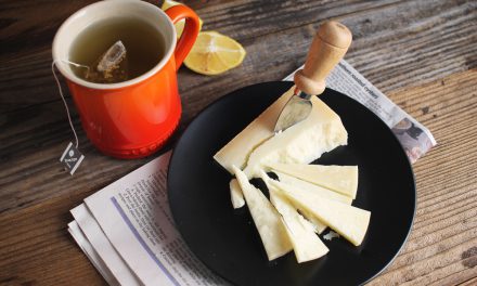 Γιατί πρέπει να συνδυάζεις τα τυριά με τσάι