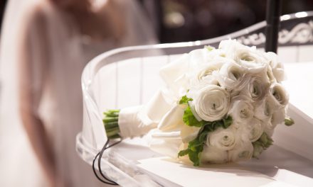 Τι συμβολίζουν τα γαμήλια λουλούδια και ποια είναι η ιστορία τους
