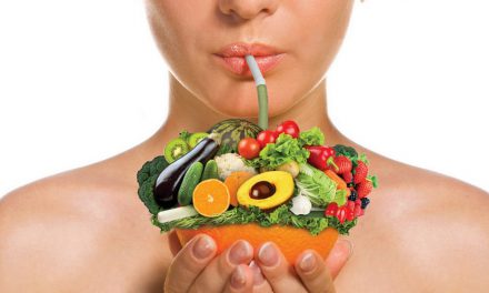 Ακμή: Πώς την επηρεάζει η διατροφή