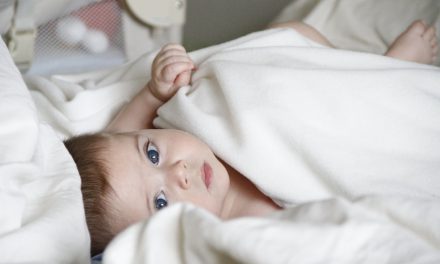 Πώς να κοιμάται το μωρό πιο εύκολα και γρήγορα